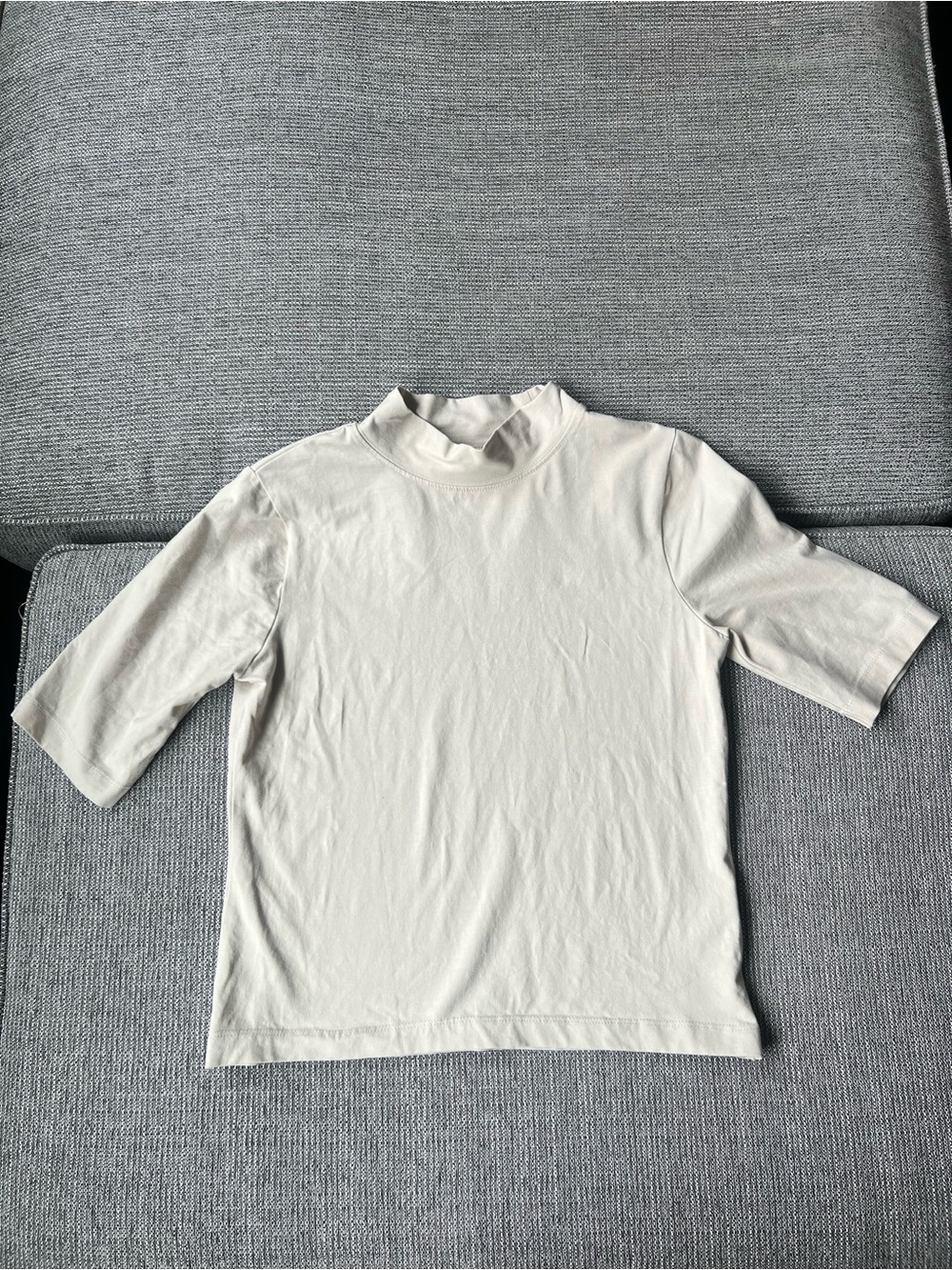 Zara Cream Mock Neck Turtleneck Short Sleeve Stretchy Top Size L